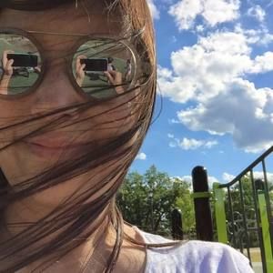 Meet your Posher, Betsy